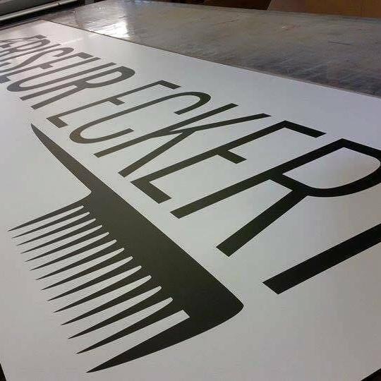 Schild Fassade Friseur Eckert Pressath