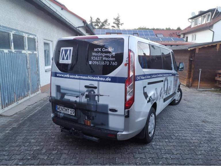 Fahrzeugbeklebung MTK Sondermaschinenbau