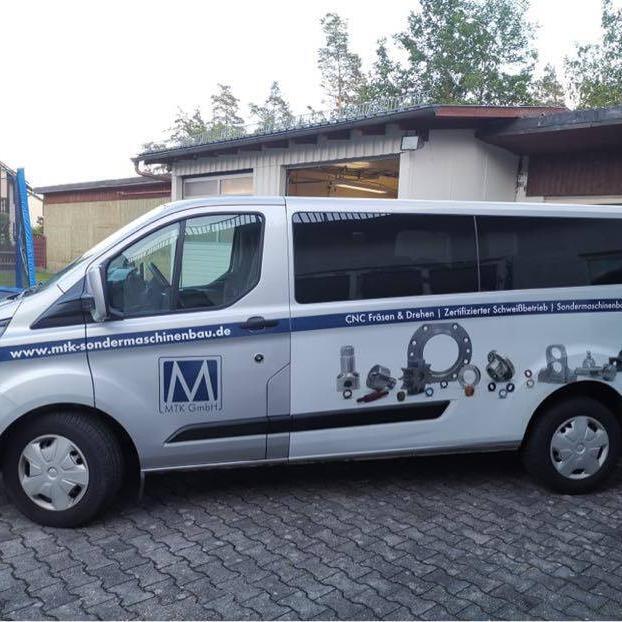 Fahrzeugbeklebung MTK Sondermaschinenbau