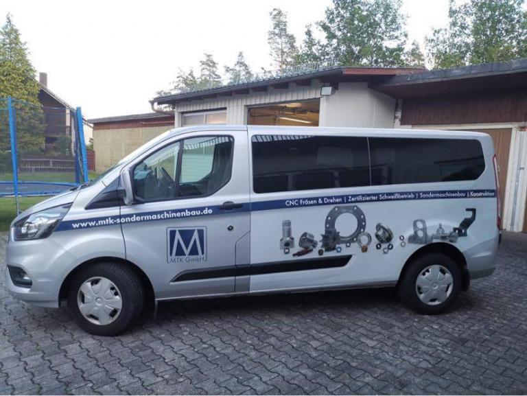 Fahrzeugbeklebung MTK Sondermaschinenbau