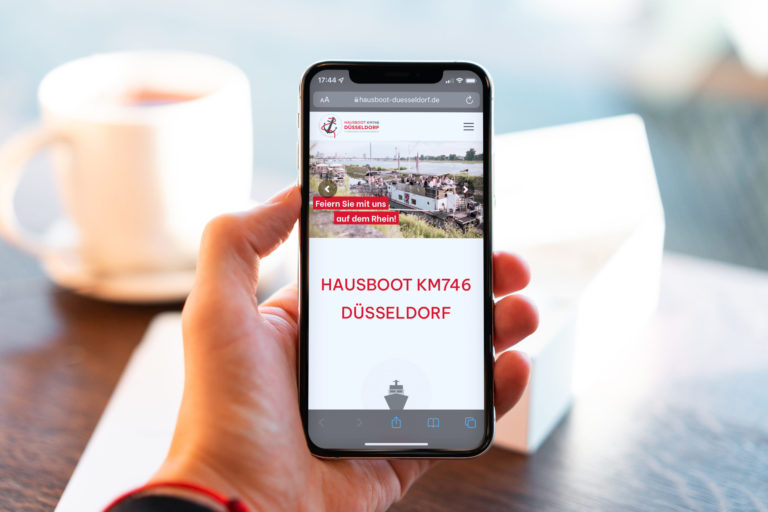 Kalkulator, Webseite, Homepage, Kosten, kalkulieren, Formular, Anfrage auf der Webseite vom Hausboot Düsseldorf
