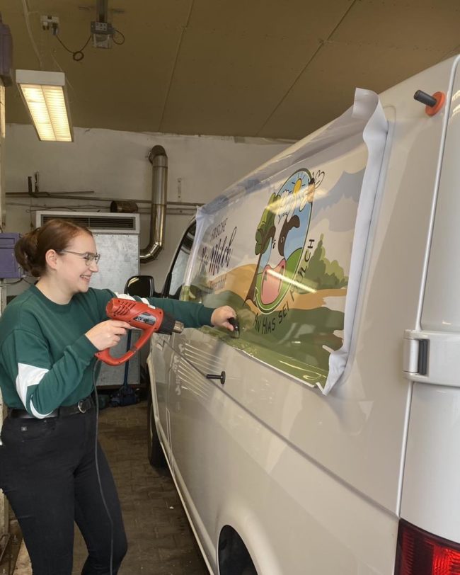 Fahrzeugbeklebung T6, VW Bus, beklebt, folierung, Autowerbung