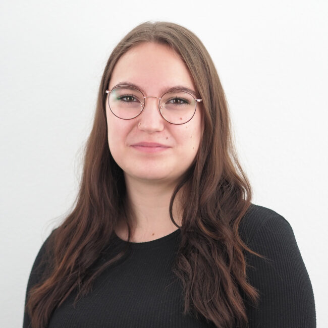 Portraitfoto von Hanna Biersack, Werbeagentur VERESdesign, Grafenwöhr