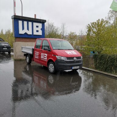 Fahrzeug mit neuer Beklebung Wilhelm Bauer Erbendorf