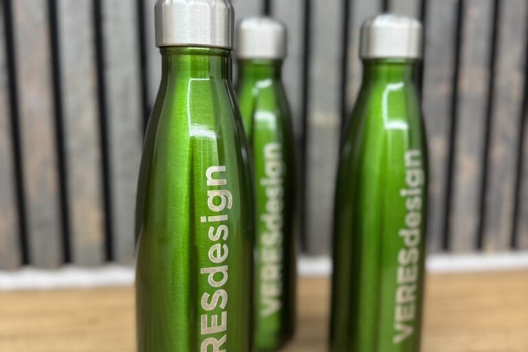 Thermosflaschen mit Lasergravur VERESdesign