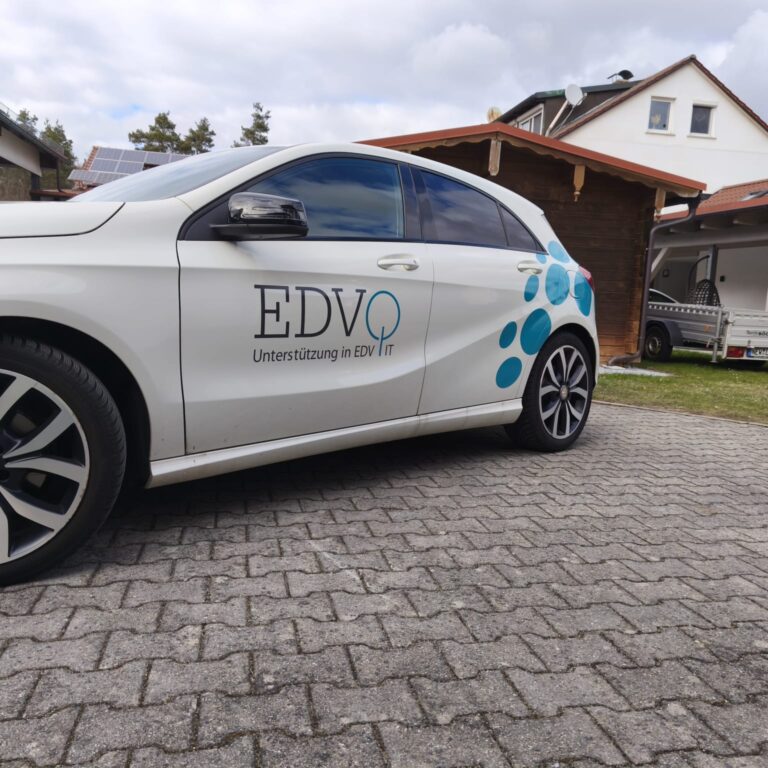 EDVQ Fahrzeugbeklebung Mercedes weiss